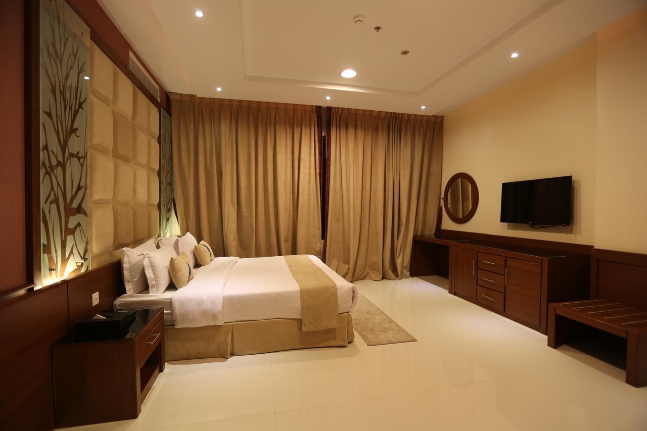 Al Muhaidb Down Town - King Fahd Road Рияд Екстериор снимка